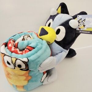 BLUEY Christmas Throw With Plush Bluey Gift Set - NWT